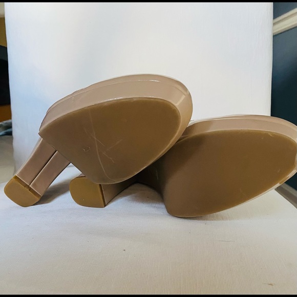 Unlisted by Kenneth Cole - Heels - Picture 3 of 4